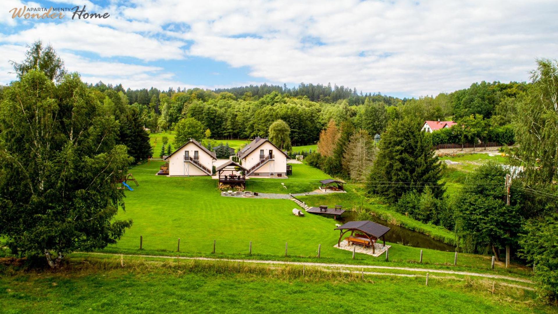 Apartamenty Czerwony Dworek - Duzy Teren Zielony, Plac Zabaw, Miejsce Na Grilla I Staw Z Mozliwoscia Wedkowania, Boisko มิสลาโกวิเซ ภายนอก รูปภาพ