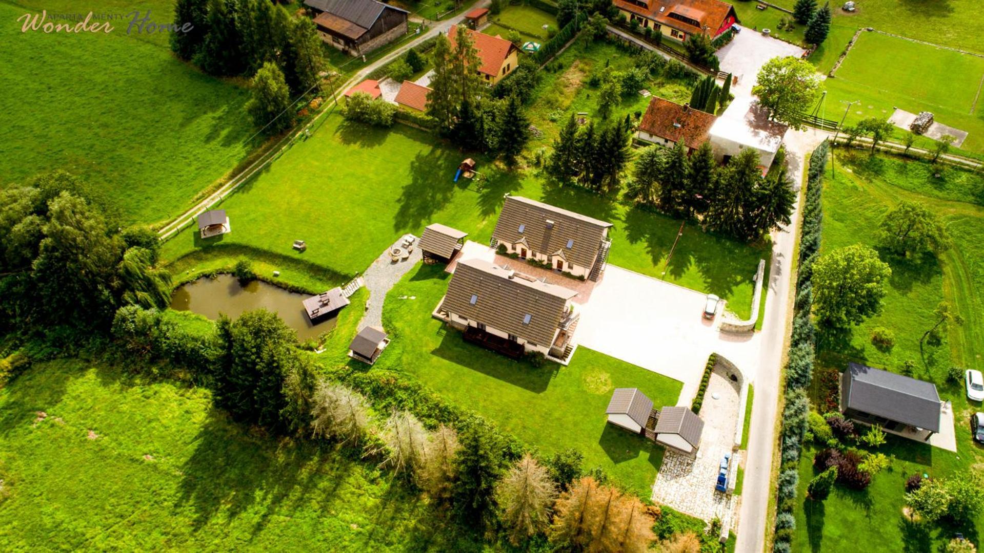 Apartamenty Czerwony Dworek - Duzy Teren Zielony, Plac Zabaw, Miejsce Na Grilla I Staw Z Mozliwoscia Wedkowania, Boisko มิสลาโกวิเซ ภายนอก รูปภาพ